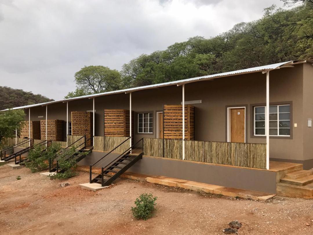 Kifaru Bush Camp Hotell Outjo Rum bild